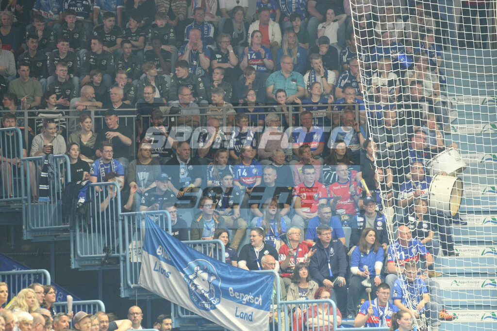VFL Gummersbach - Füchse Berlin | BHC Gästeblock - © Sportfoto-Sale (MK) - Realisiert mit Pictrs.com