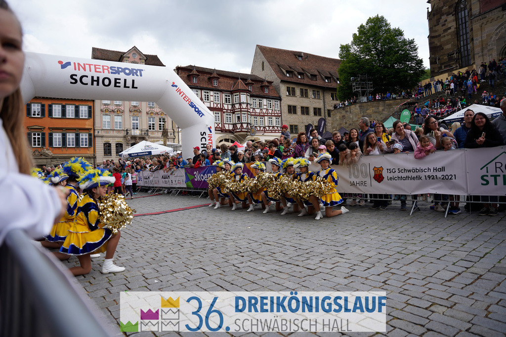 AOK Junior Cup 400m | 3Königslauf 2022 AOK Junior Cup 400m - Realisiert mit Pictrs.com