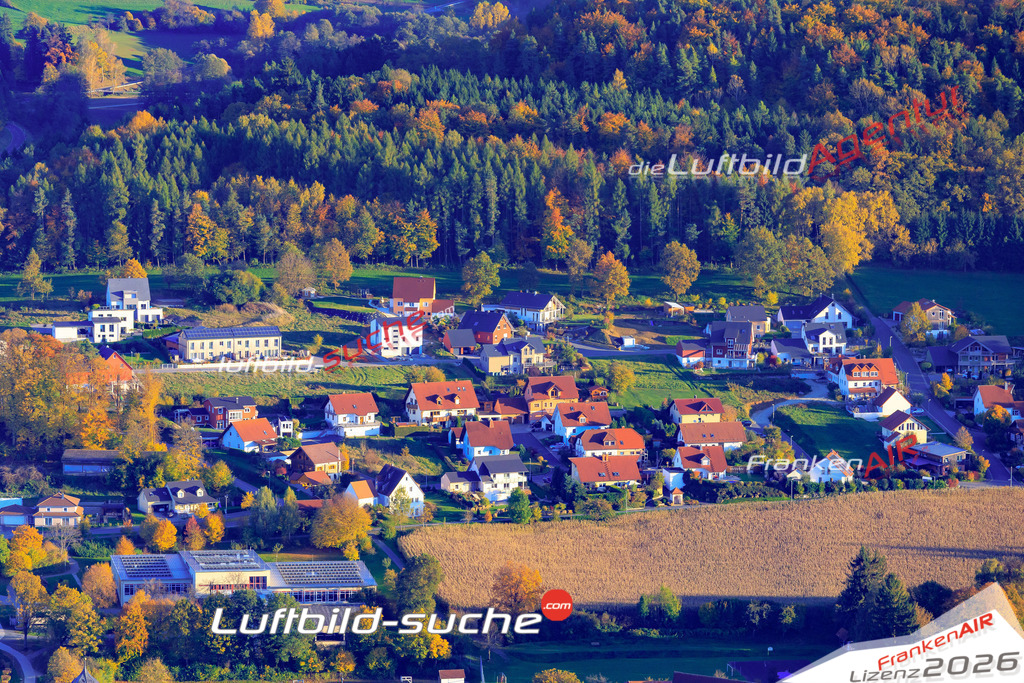 Die Luftaufnahme der Stadt Weismain wurde 2017 vom Flugzeug heraus erstellt ( keine Drohne )- hohe Auflösung für beste Qualität