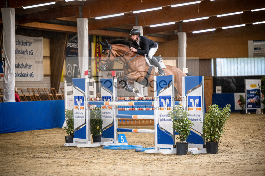 DOS_0210 | Entdecke hochwertige Reitturnierfotos von Foto Oger. Professionell, emotional und authentisch – jetzt Lieblingsmomente im Shop bestellen.Deutschlandweite Turnierfotografie. - Realisiert mit Pictrs.com
