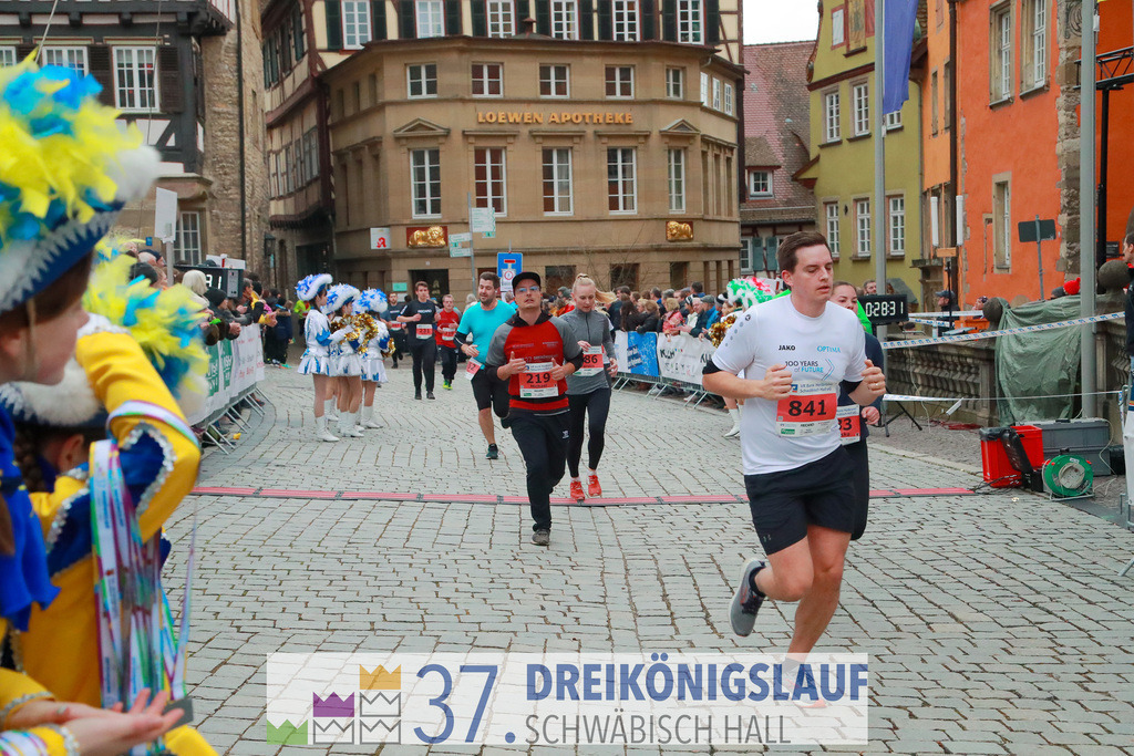 VR Bank Hauptlauf 10000m | 3 Koenigslauf 2023 - Realisiert mit Pictrs.com