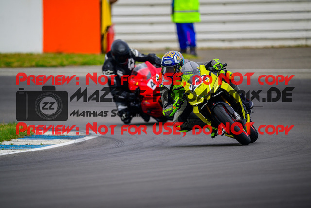 MaZZes_Fotomatrix_20250421_6007705_3572 | GELB