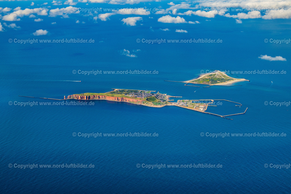 Helgoland_ELS_8780160823 | HELGOLAND 16.08.2023 Küsten- Landschaft der Insel Helgoland in der Nordsee im Bundesland Schleswig-Holstein, Deutschland. Weiterführende Informationen bei: Helgoland Tourismus-Service. // Coastal landscape of the island of Helgoland in the North Sea in the state of Schleswig-Holstein, Germany. Further information at: Helgoland Tourismus-Service. Foto: Martin Elsen