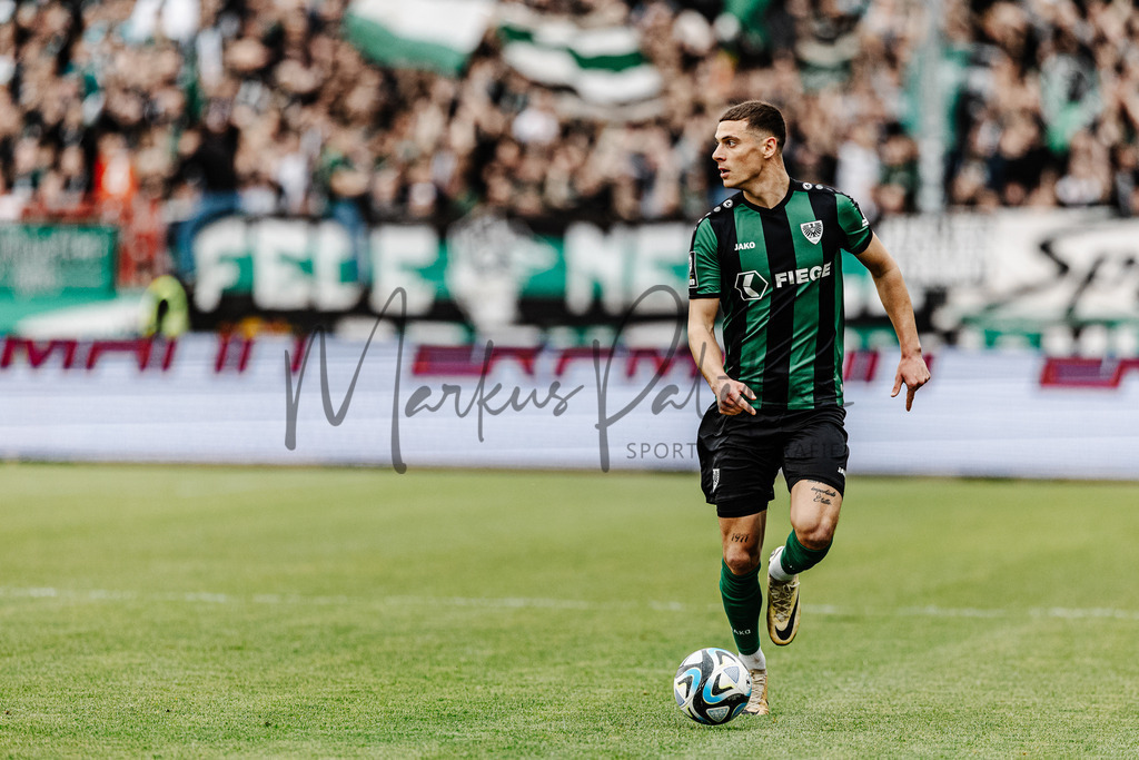 3. Liga, Saison 2023/24, 31. Spieltag: SC Preußen Münster - Dynamo Dresden | Münster, 30.03.2024: 3. Liga, 31. Spieltag, SC Preußen Münster gegen Dynamo Dresden im LVM-Preußenstadion in Münster. Foto: sportfotografie.ms | Markus Paletta - Realisiert mit Pictrs.com