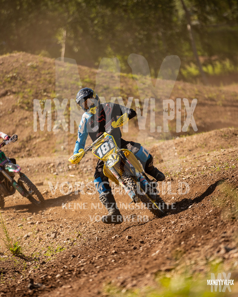 866A0956 | mxndyyvipix