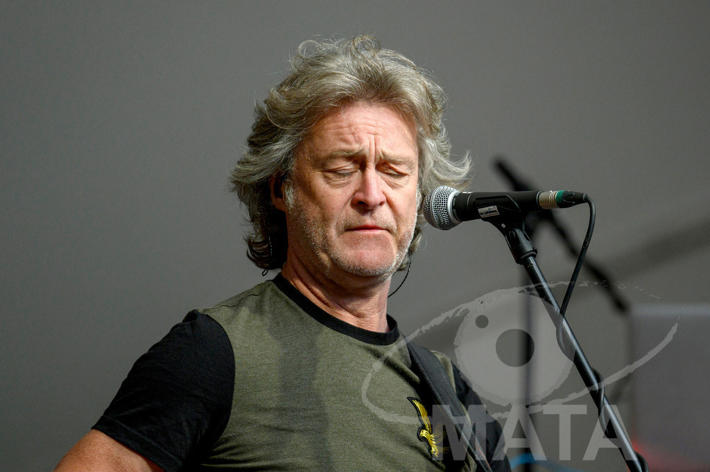 _DWA2531 | Craig Fletcher von John Lees' Barclay James Harvest live bei einem Konzert in Serenadenhof Nürnberg, 01.07.2023 - Realisiert mit Pictrs.com