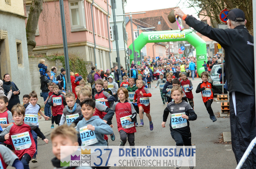 AOK JuniorCup 400m | 3Koenigslauf 2023 - Realisiert mit Pictrs.com