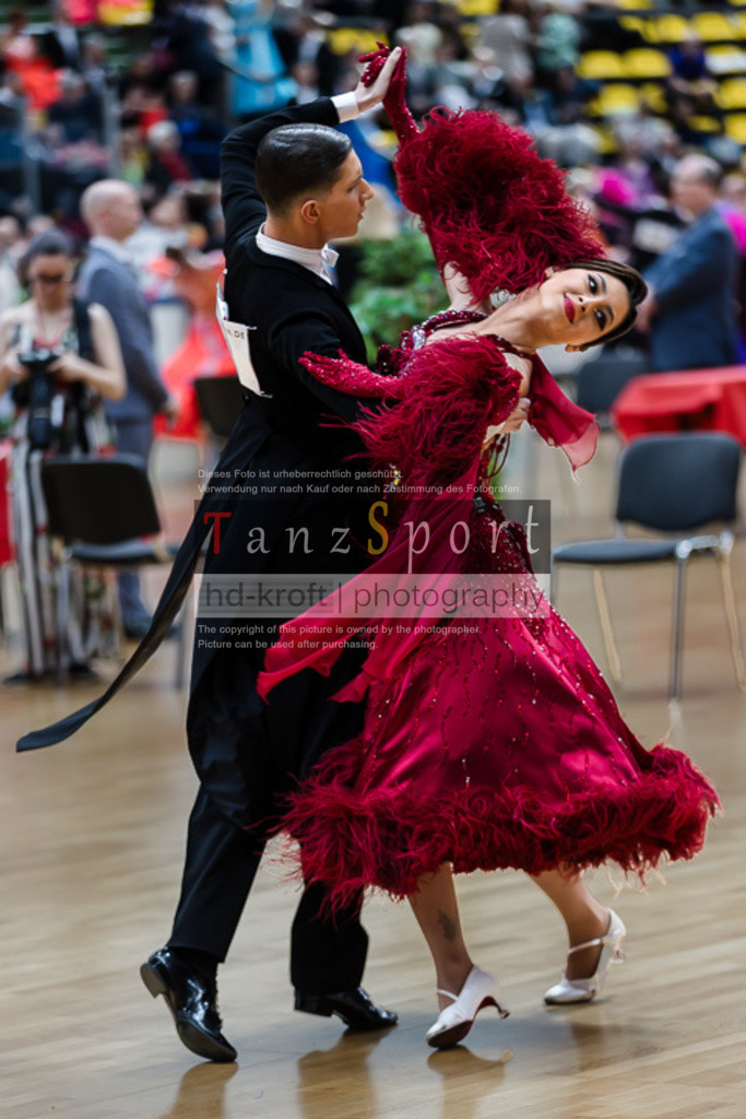 20250517_HessenTanzt_WDSF_IntOpen_Std_0553 | Tanzsportbilder, Standardtanz, Lateintanz, WDSF, DTV, LTVB, dancecomp, goc, hessen tanzt, blaues band der spree, walzer, tango, wiener walzer, slowfox, quickstepp, samba, rumba, cha-cha-cha, paso doble. jive, hd-kroft photography, turniertanzsport