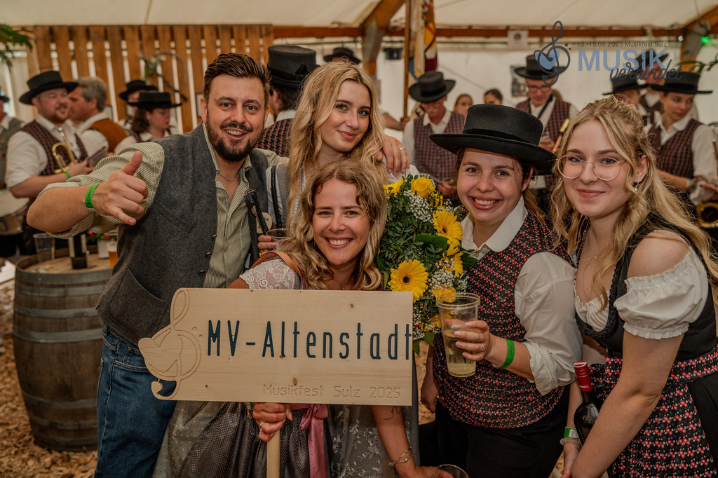 DSC_4857 | "Fussifoto.com – Ihr Ansprechpartner für hochwertige Fotografie! Entdecken Sie kreative Bilder und professionelle Dienstleistungen. Kontaktieren Sie uns für Ihre Projekte!"