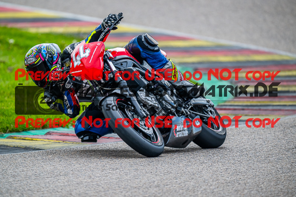 MaZZes_Fotomatrix_20230512_6007705_9503 | TWIN CUP