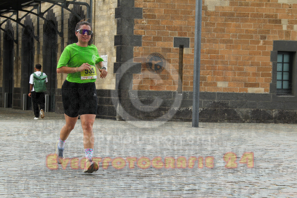 250920_1530_EV4_8974 | Sportfotografie im Rhein-Sieg Kreis, Köln, Bonn, NRW, Rheinland Pfalz, Hessen, etc. Unser Tätigkeitsfeld umfasst den Laufsport vom Volkslauf über den Marathon, Duathlon, Triathon bis zum Ultralauf wie Kölnpfad Ultra oder Schindertrail.
