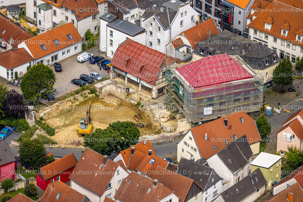 Werl240712107 | Baustelle mit Neubau an der Kämperstraße Ecke Steinerstraße, ehemaliges Fredrich und Neuschäfer-Möbelhaus, Werl, Werl-Unnaer Börde, Nordrhein-Westfalen, Deutschland