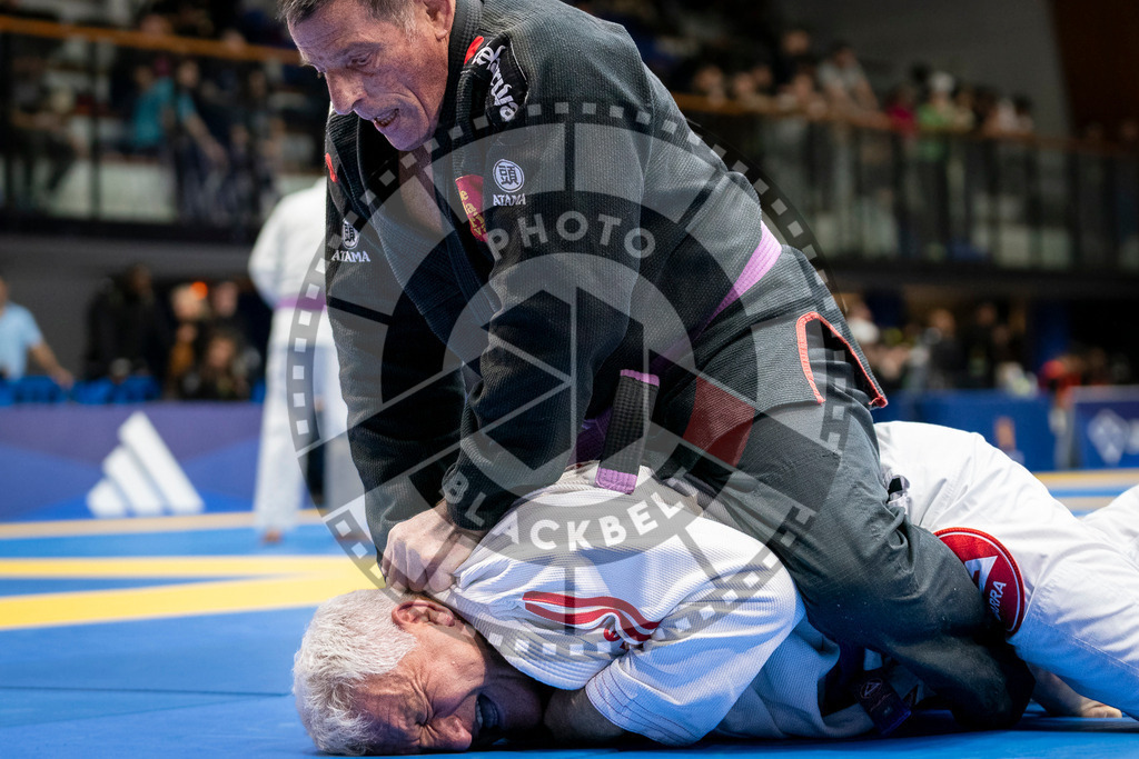 20240125PBB01080 | Fighters compete during the sixth day of the Brazilian Jiu-jitsu European Championship of the IBJJF in Paris, France, on January 25, 2024.