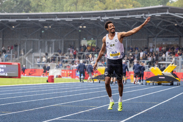 Deutsche Leichtathletik-Meisterschaften; Bochum-Wattenscheid, 26.07.2026 | Deutscher Meister über 400m Hürden: Emil Agyekum (SCC Berlin); Deutsche Leichtathletik-Meisterschaften am 26.07.2026 im Lorheide-Stadion, Bochum-Wattenscheid (Nordrhein-Westfalen).