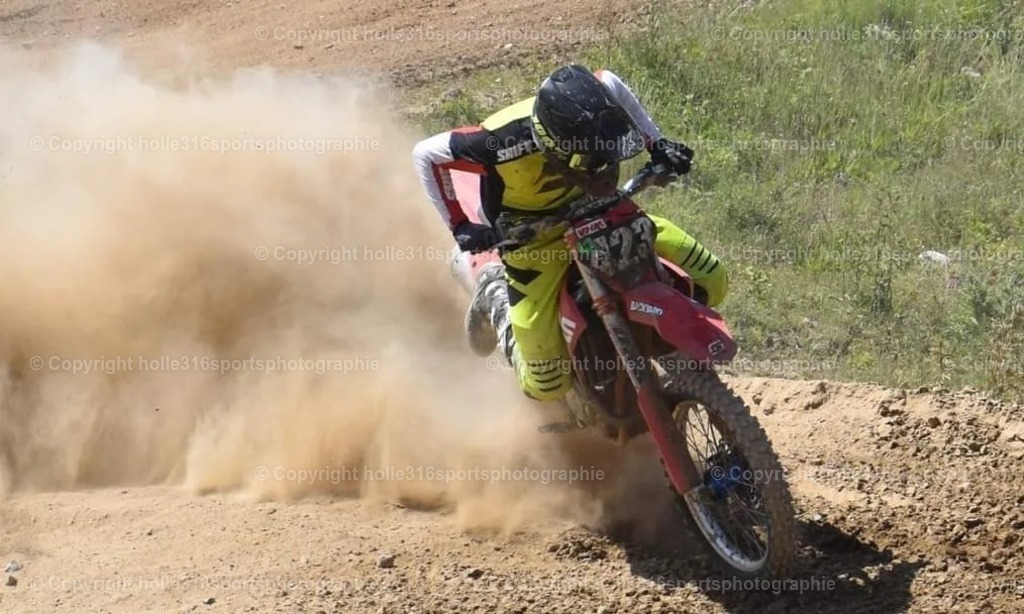 352053107_213355871563969_694473719911904421_n | Sportfotografie , Motorsport, Motoross, Reitsport, Mointainbike, Enduro,
Landschaft , Outdoor, Eventfotografie, Landschaft, Bilder online bestellen - Realisiert mit Pictrs.com