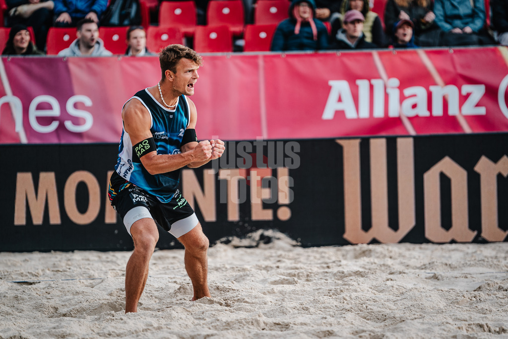 Beachvolleyball | Männer | German Beach Tour 2024 | Tourstop Bremen | 08.06.2024 | Daniel Kirchner jubelt