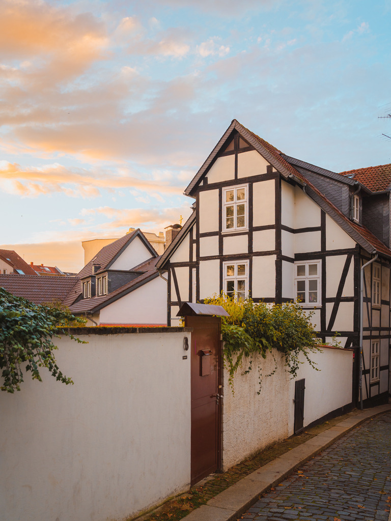 Ägidienviertel | Entdecke exklusive Fotokunst aus Braunschweig: Bildband, Leinwände, Postkarten, Kalender, digitale Downloads & Bildlizenzen. Jetzt im offiziellen Beautiful Braunschweig Shop! - Realisiert mit Pictrs.com