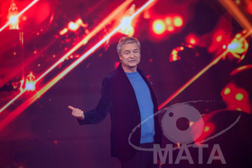 _DWA1666 | Österreichischer Kabarettist und Schauspieler Alfred Dorfer bei '30 Jahre Sternstunden-Gala 2023' in der Frankenhalle. Nürnberg, 15.12.2023 - Realisiert mit Pictrs.com