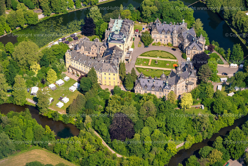 Bückeburg_Schloss_Bückeburg_ELS_0676050623 | BüCKEBURG 05.06.2023 Palais des Schloss in Bückeburg im Bundesland Niedersachsen, Deutschland. // Palace in Bueckeburg in the state Lower Saxony, Germany. Foto: Martin Elsen