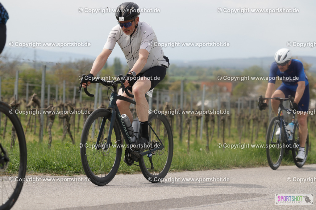 368A5349 | Neusiedlersee Radmarathon 2026@sportshot_your_pictrs #yourpictures#roadtowm2029 #nrm #neusiedlerseeradmarathon #neusiedlersee #neusiedlerseetourismus #burgenland #mörbisch #nrm26 #burgenlandtourismus #voglundco #poweredbyburgenlandtourismus #radsport #rad #marathon #ucigranfondo #visitburgenland #ucigranfondoworldseries