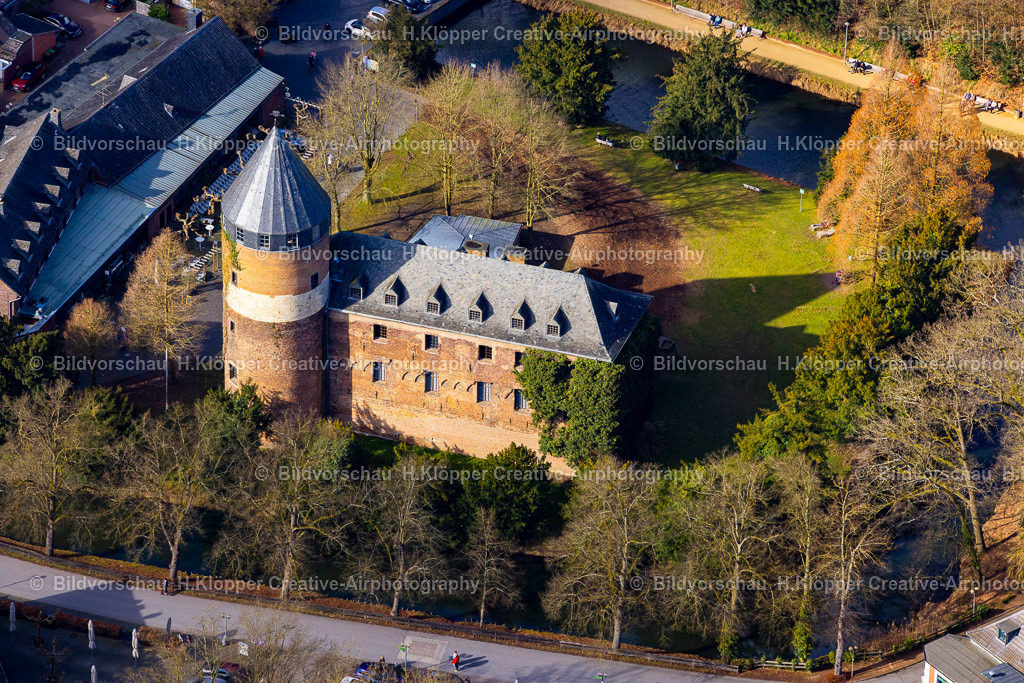 Luftbilder Brüggen -7847 | Luftbildfotografie Lufbild Burg Brüggen - Realisiert mit Pictrs.com