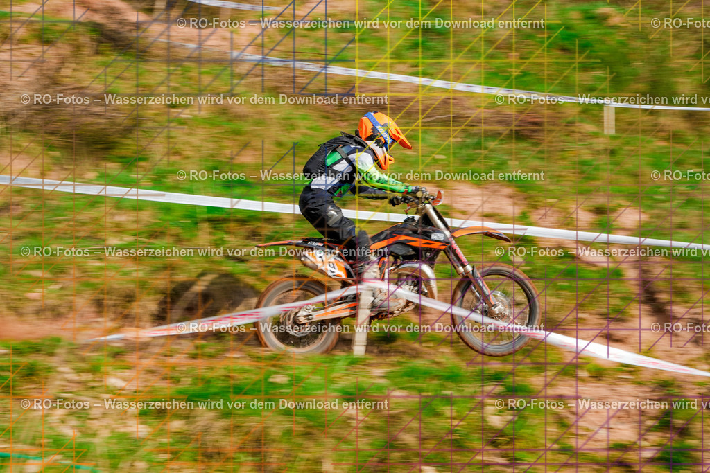 1 2 Lauf Mernes-295 | Sportfotografie von RO-Fotos: Motorsport, Motocross, Enduro, Laufveranstaltungen und Triathlon. Professionelle Fotos von Sportlern und Events. - Realisiert mit Pictrs.com
