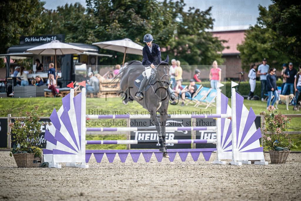 DOS_4363 | Entdecke hochwertige Reitturnierfotos von Foto Oger. Professionell, emotional und authentisch – jetzt Lieblingsmomente im Shop bestellen.Deutschlandweite Turnierfotografie. - Realisiert mit Pictrs.com