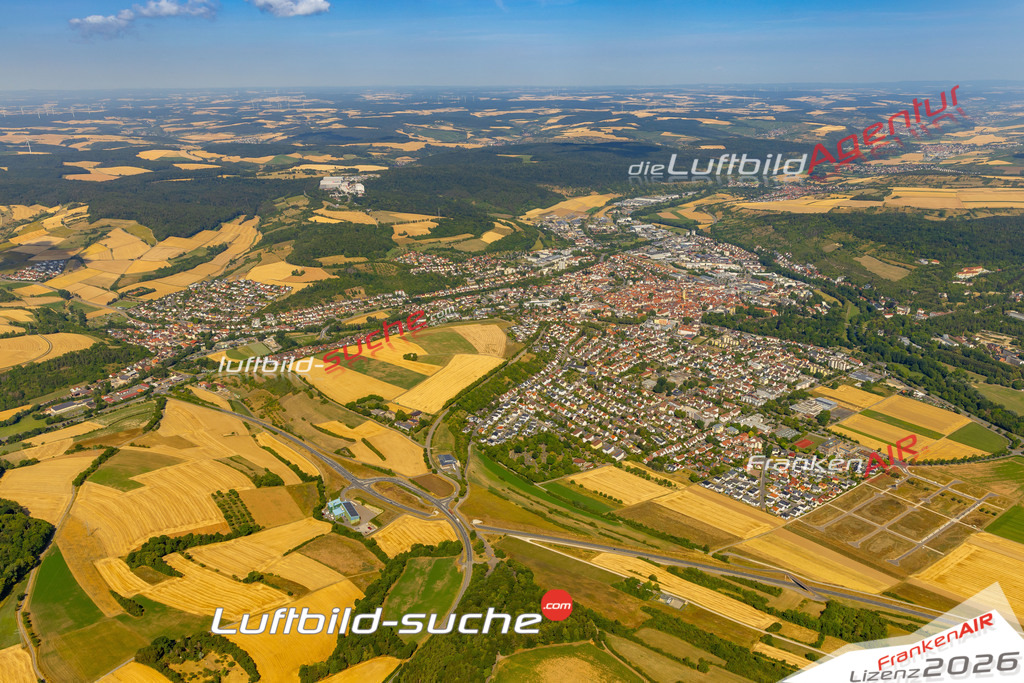 Das Luftbild zeigt :  Bad Mergentheim - Die Luftaufnahme wurde 2023 vom UL-Flugzeug aus erstellt ( keine Drohne ) - Hochauflösende Luftaufnahme - Für grossformatige Ausdrucke geeignet. Die Geschenkidee !Mit Lizenz und Bildrechte bestellbar