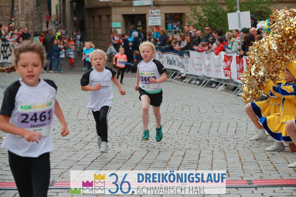 AOK Junior Cup 400m | 3Königslauf 2022 AOK Junior Cup 400m - Realisiert mit Pictrs.com