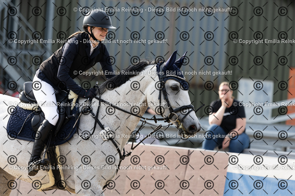 CL5A1626 | Emilia Reinking Fotografie - Realisiert mit Pictrs.com