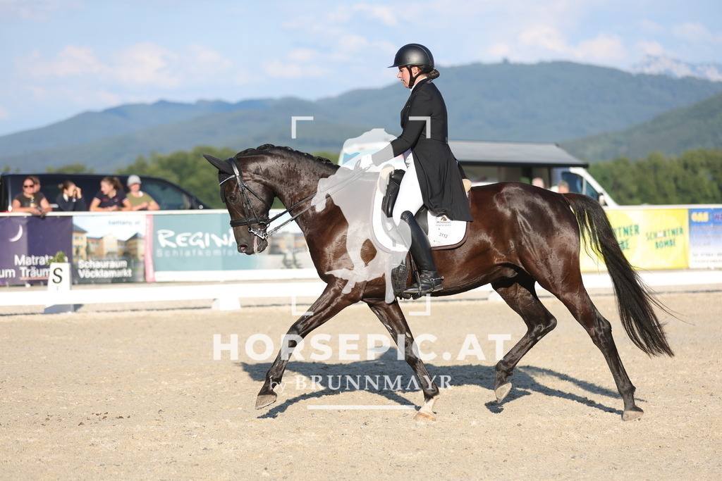 0P6A3316 | Willkommen bei Brunnmayr - Design & Fotografie – Ihrem Spezialisten für Reitturniere und Pferdeveranstaltungen in Oberösterreich, Salzburg und Bayern! Seit über 17 Jahren sind wir leidenschaftlich dabei.