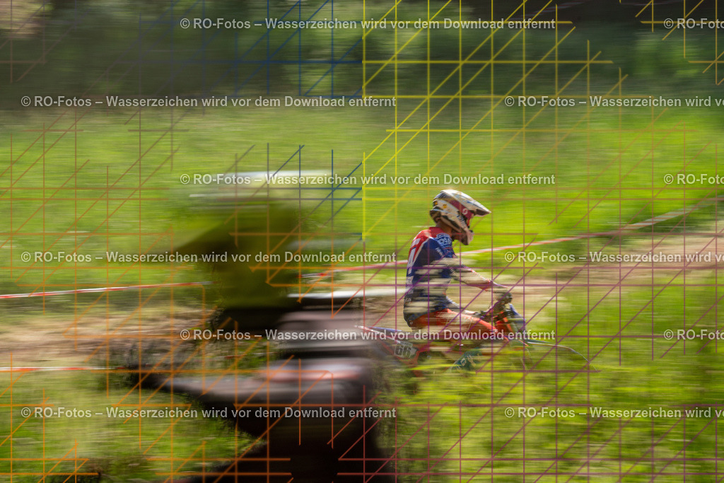 Wolfshausen 3 Lauf -1065 | Sportfotografie von RO-Fotos: Motorsport, Motocross, Enduro, Laufveranstaltungen und Triathlon. Professionelle Fotos von Sportlern und Events. - Realisiert mit Pictrs.com