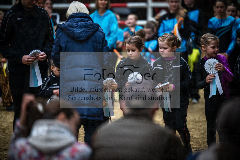 DOS_0199 | Entdecke hochwertige Reitturnierfotos von Foto Oger. Professionell, emotional und authentisch – jetzt Lieblingsmomente im Shop bestellen.Deutschlandweite Turnierfotografie. - Realisiert mit Pictrs.com
