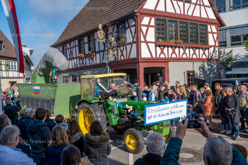 DSC_2914 | ble, Einhausen Giggelkerwe, Kerweumzug,Ukraine Krieg- Gruppe Ladännsche, ,, Bild: Thomas Neu
