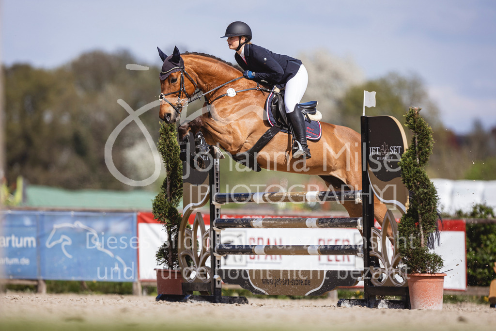 250419_Frühlingsfest_Stil-L-614 | Deine schönsten Turniermomente als professionelle Fotos! Entdecke hochwertige Pferdesport-Fotografie im Online-Shop. Jetzt Fotos finden & bestellen!