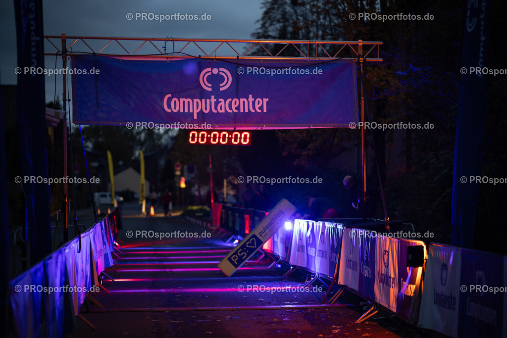 Martinslauf Sindorf 2023 in Kerpen-Sindorf, 09.11.2023 | Impressionen vom Martinslauf Sindorf 2023 am 09.11.2023 in Kerpen-Sindorf (Nordrhein-Westfalen).