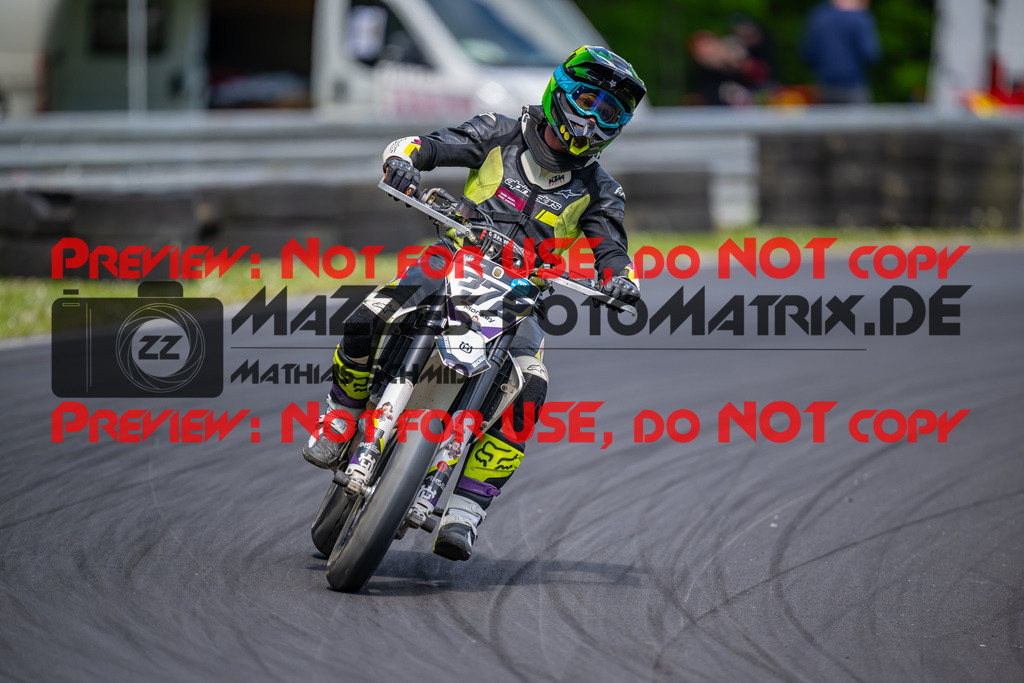 MaZZes-Fotomatrix-20260508-45874 | G1