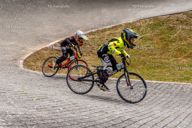BayBMX2026-05009 | Fotogalerie von Thomas Dettweiler mit Eventbildern und lizenzfreien Fotos. Perfekt als Wandbild, für Büro, Website oder private Nutzung. - Realisiert mit Pictrs.com