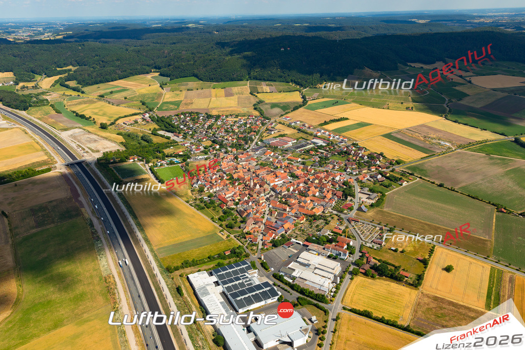 Das Luftbild zeigt :  Abtswind - Die Luftaufnahme wurde 2023 vom UL-Flugzeug aus erstellt ( keine Drohne ) - Hochauflösende Luftaufnahme - Für grossformatige Ausdrucke geeignet. Die Geschenkidee !Mit Lizenz und Bildrechte bestellbar