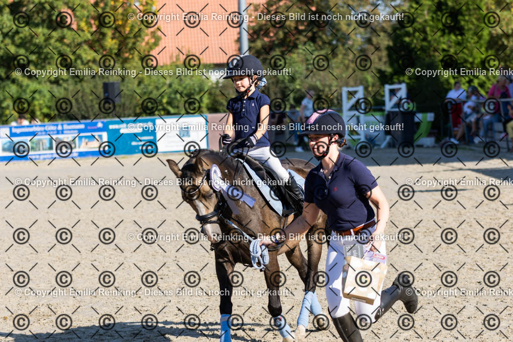 CL5A0335 | Emilia Reinking Fotografie - Realisiert mit Pictrs.com