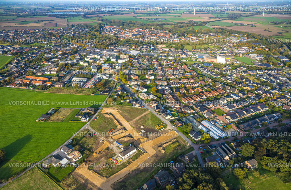Kalkar241014302 | Luftbild, Ortsansicht Wohngebiet Altkalkar und Kalkar, Baustelle Wohnbauflächen zwischen Erlenstraße und Postweg, Altkalkar, Kalkar, Niederrhein, Nordrhein-Westfalen, Deutschland