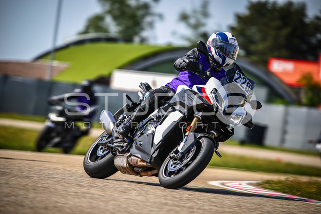 0228-250502_DCB-024_228 | Deine Full-Service-Agentur für ✔️Videoproduktionen und ✔️Motorsportfotografie Jetzt Angebot anfragen!
