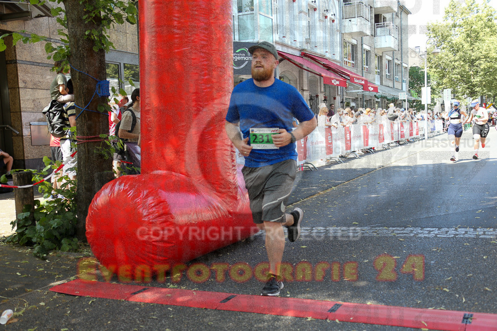250621_1211_EX1_5198 | Sportfotografie im Rhein-Sieg Kreis, Köln, Bonn, NRW, Rheinland Pfalz, Hessen, etc. Unser Tätigkeitsfeld umfasst den Laufsport vom Volkslauf über den Marathon, Duathlon, Triathon bis zum Ultralauf wie Kölnpfad Ultra oder Schindertrail.