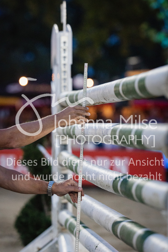 230826_Delbrueck_Barriere-123 | Deine schönsten Turniermomente als professionelle Fotos! Entdecke hochwertige Pferdesport-Fotografie im Online-Shop. Jetzt Fotos finden & bestellen!