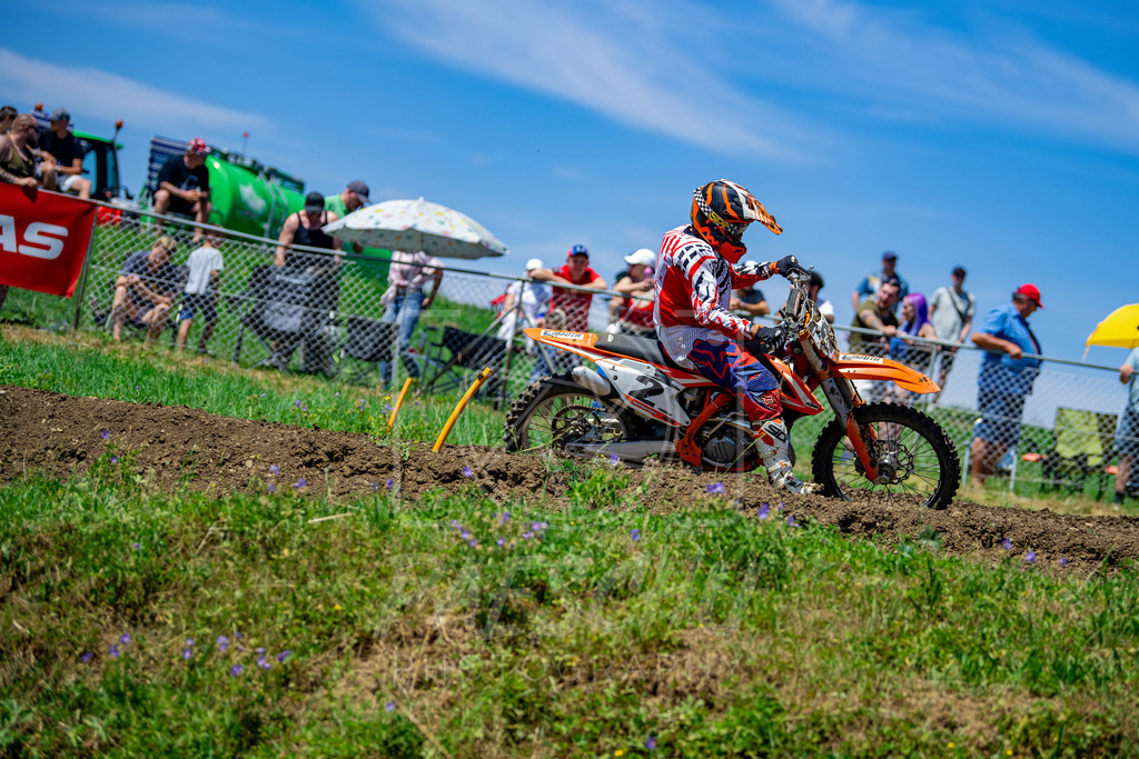 SE (228) | Paeschuphoto Shop - Wer nicht sucht der auch nicht findet.Ob Motocrossbilder oder von einem besuchtem Spiel, Hauptsache Action. - Realisiert mit Pictrs.com