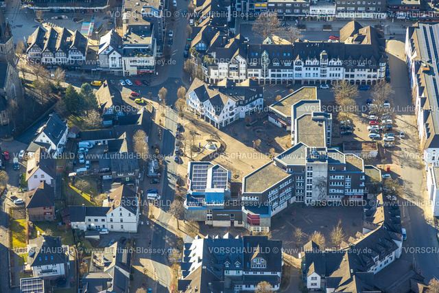 Lennestadt250309028 | Luftbild, Rathaus Lennestadt und Thomas-Morus-Platz, Altenhundem, Lennestadt, Sauerland, Nordrhein-Westfalen, Deutschland