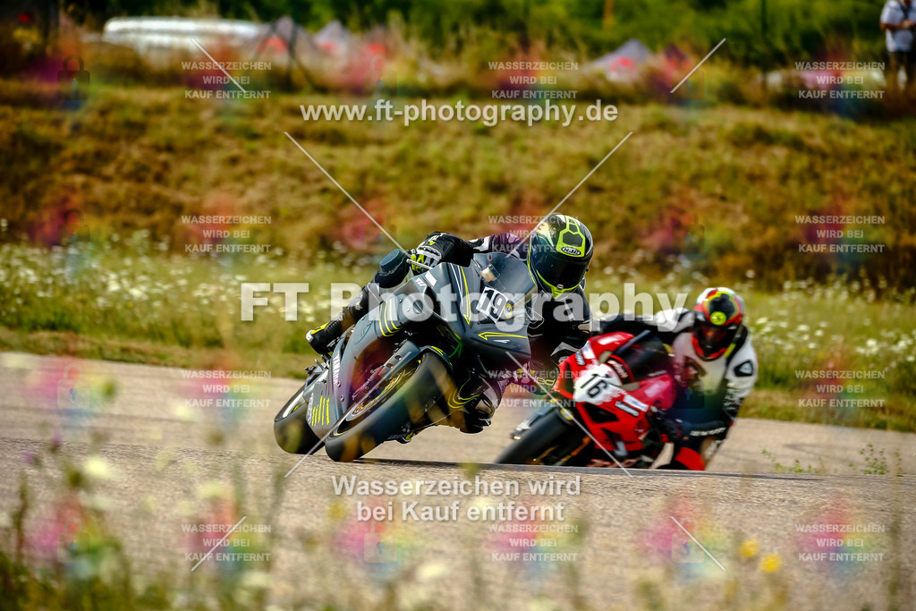 Chambley Juli-0573 | Hier findet Ihr Bilder von Touristenfahrten auf der Nürburgring Nordschleife oder von anderen Veranstaltungen die ich besucht habe. Viel Spass beim Durch Schauen 