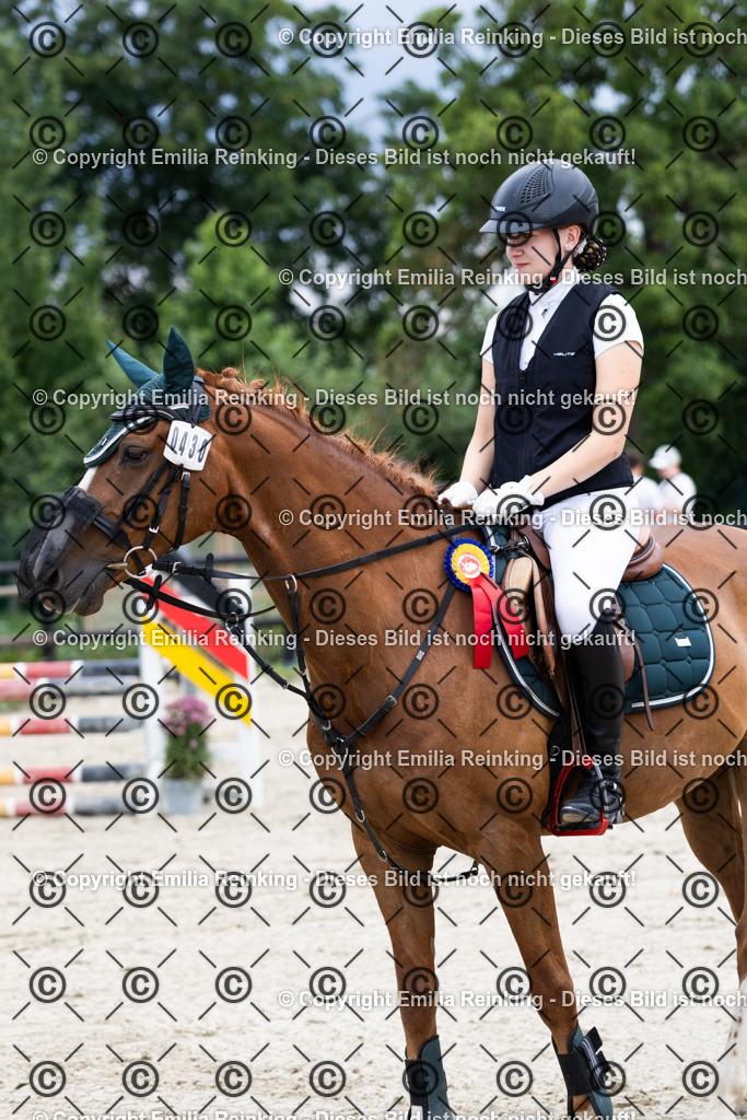 CL5A9064 | Emilia Reinking Fotografie - Realisiert mit Pictrs.com