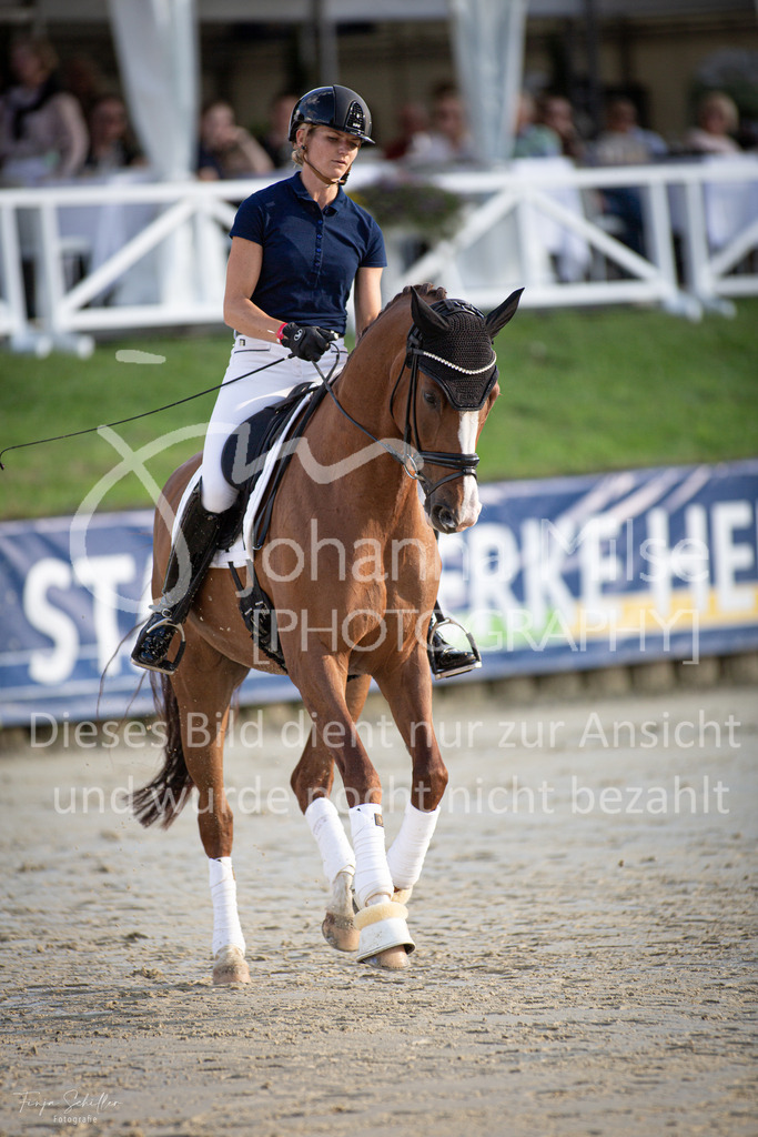 230728_BHO_Showprogramm_FS-714 | Deine schönsten Turniermomente als professionelle Fotos! Entdecke hochwertige Pferdesport-Fotografie im Online-Shop. Jetzt Fotos finden & bestellen!