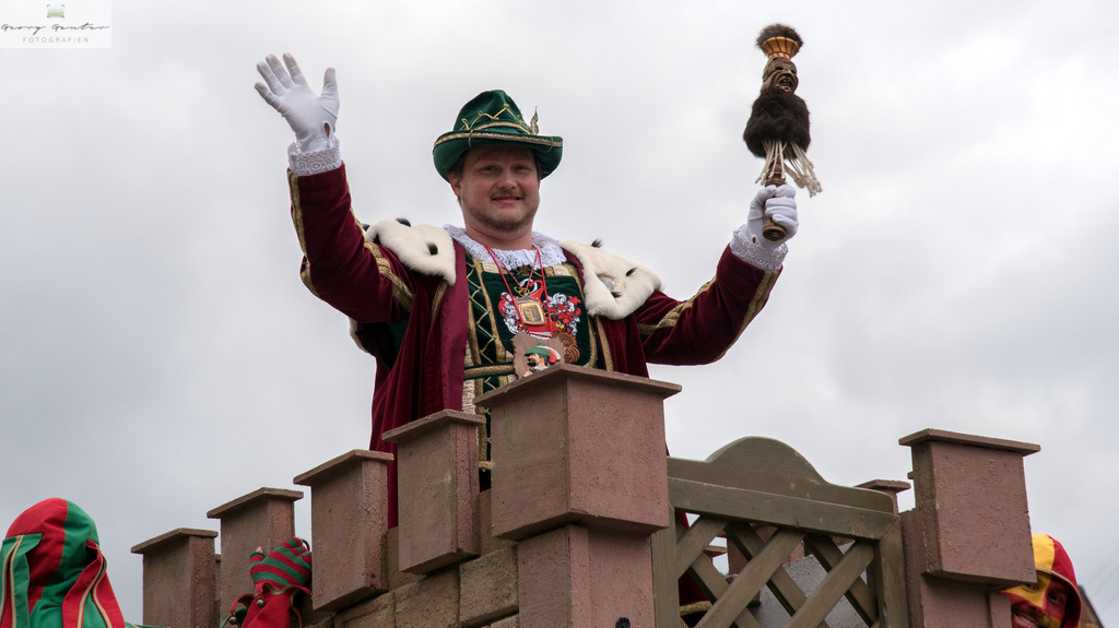 FastSonn_23-133 | Fotoblog Schwarzwald, Foto Blog Wiesental, Pfaffenberg, Winterzauber, Zeller Bergland, Zell im Wiesental, Fotoblog Wiesental, Landschaftsfotos, Bilder Wiesental, Natur, Naturbilder, Fastnacht, Zeller Fastnacht, Zeller Fasnacht, Zeller Bergland, Belchen, - Realisiert mit Pictrs.com